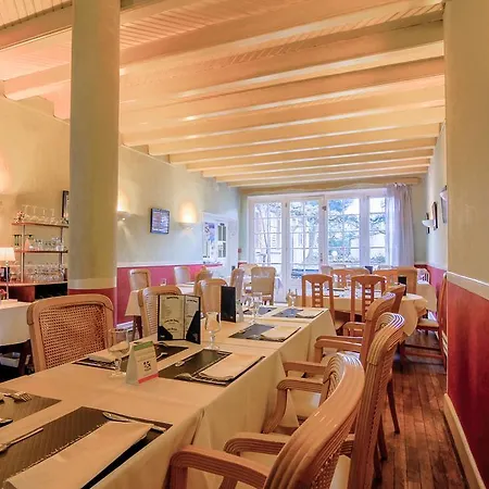 Le Carpinien Hotel Charmes (Vosges)